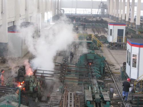 吉安无缝钢管厂家生产车间